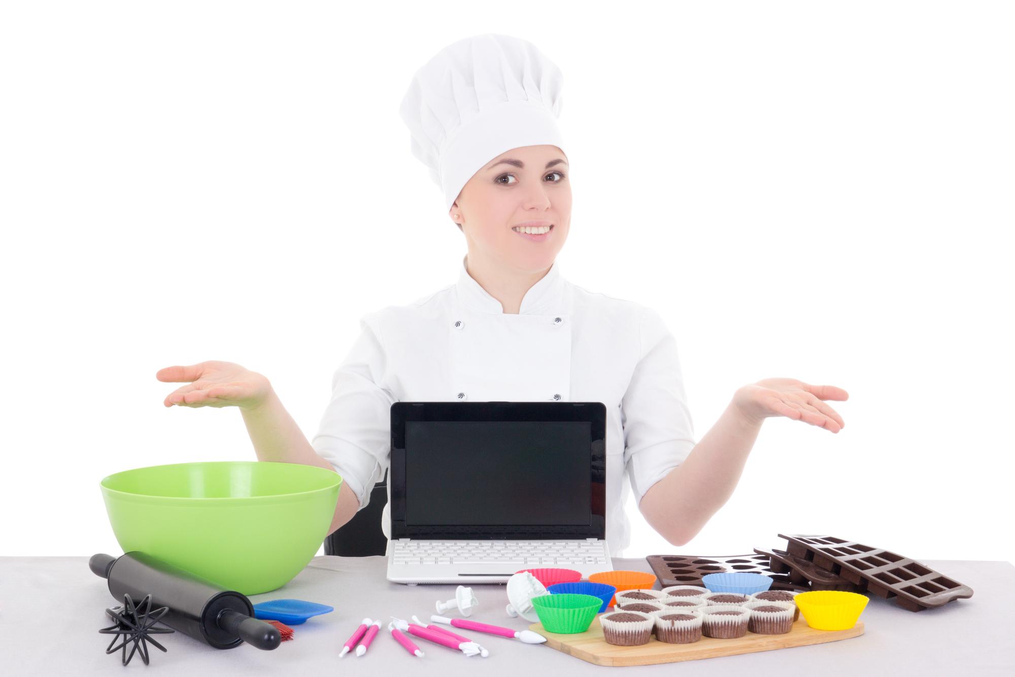 Cucina luminosa con postazione per lezioni
